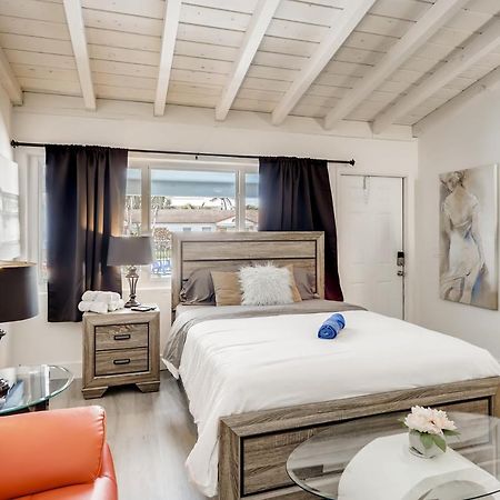 Coral Sands Boutique Lux Studio غرب شاطئ بالم المظهر الخارجي الصورة